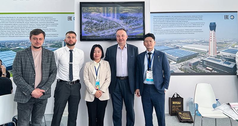 Russisk International Elevator Exhibition -Russian Elevator Week i Moskva